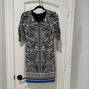 Laundry by Shelli Segal Zebra Print Dress with Zipper sz 2
